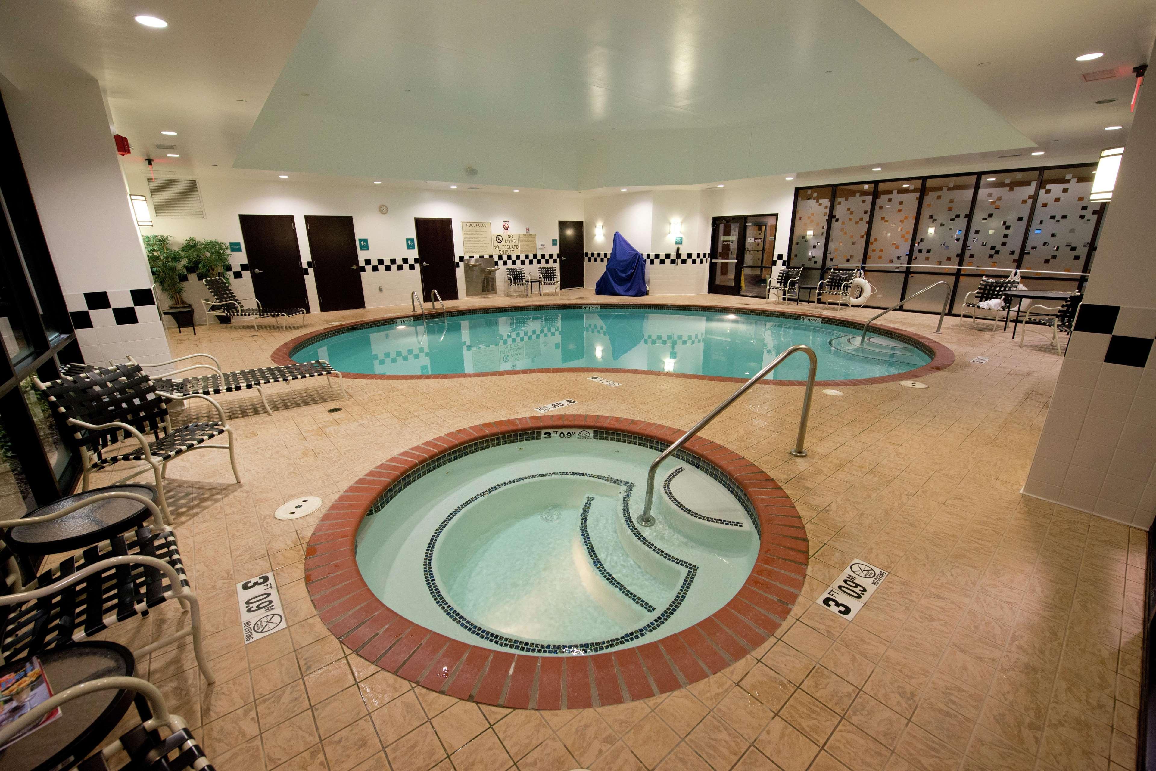 Doubletree Suites By Hilton Bentonville Buitenkant foto