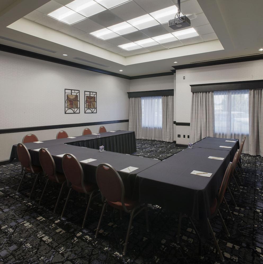 Doubletree Suites By Hilton Bentonville Buitenkant foto