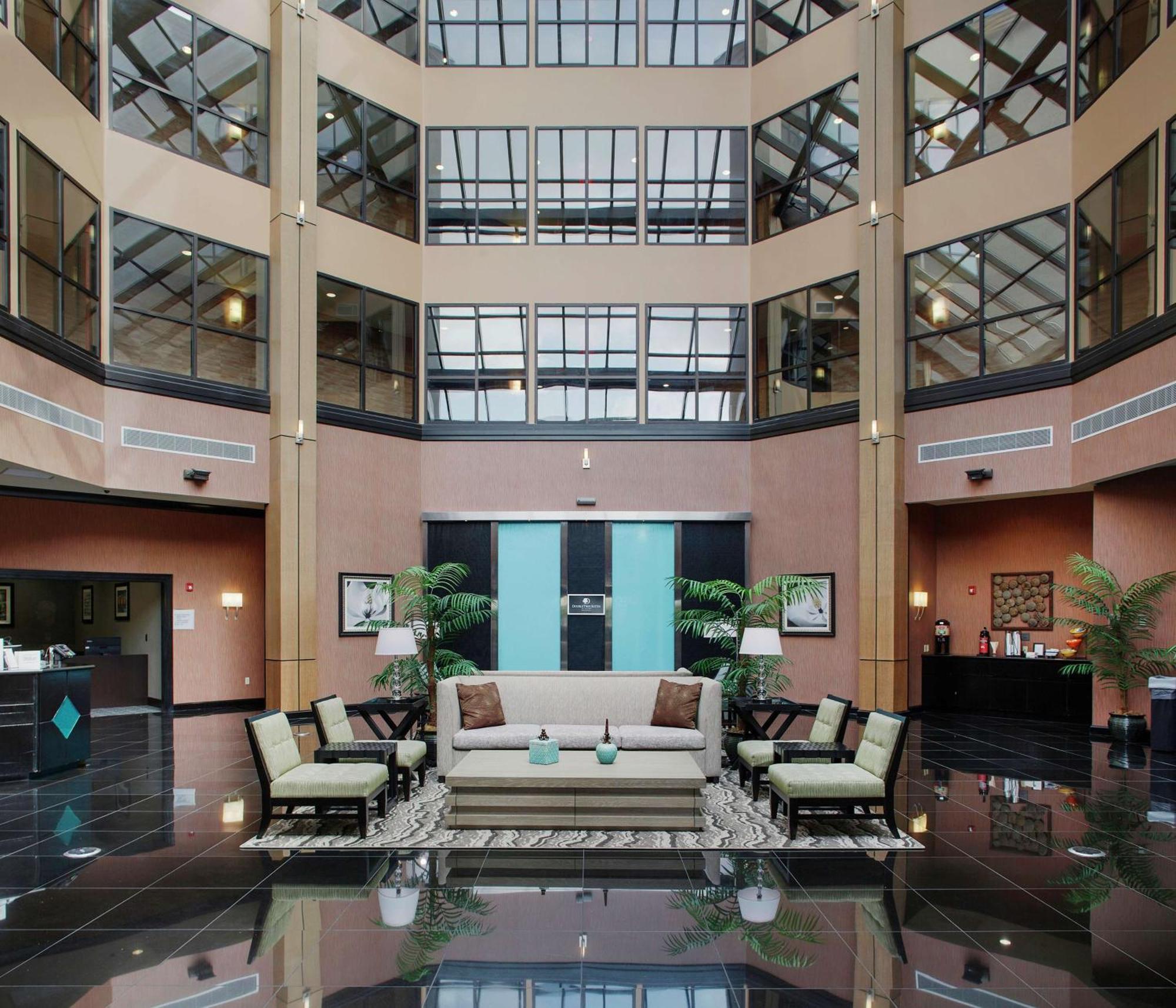 Doubletree Suites By Hilton Bentonville Buitenkant foto